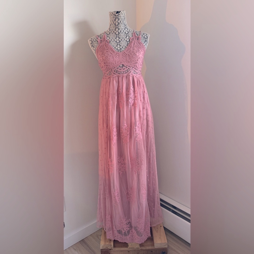 BNWT Main Strip Pink Lace Trim Baby Doll Maxi Dress